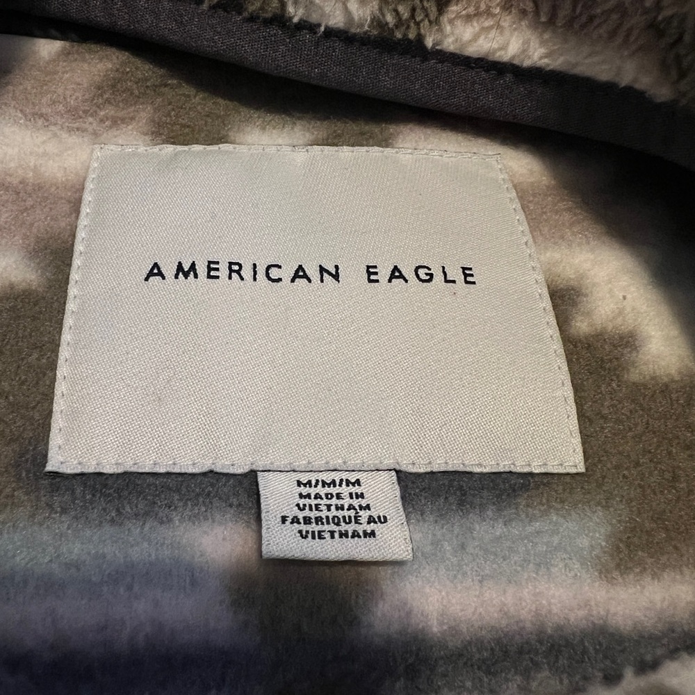 American Eagle Patterned Fleece Jacket With Butto… - image 6